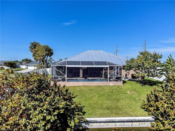 Cape Coral Residential, 2707 NE 5th Pl, Cape Coral, Florida 33909, image 2