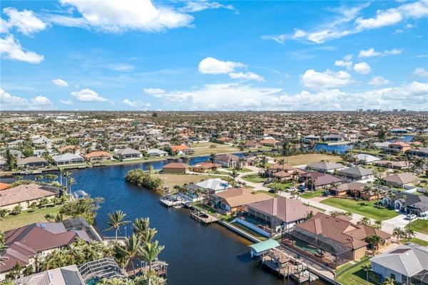 Cape Coral Residential, 2811 34th Ter, Cape Coral, Florida 33914, image 2