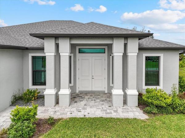 Cape Coral, 304 NW 39th Ave, Cape Coral, Florida 33993, image 1