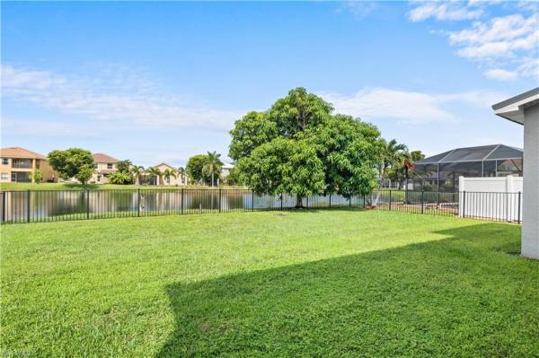 Heatherwood Lakes, 2024 Cape Heather Cir, Cape Coral, Florida 33991, image 1