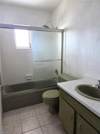 Mid-Island, 190 Jefferson St, Fort Myers Beach, Florida 33931, image 2