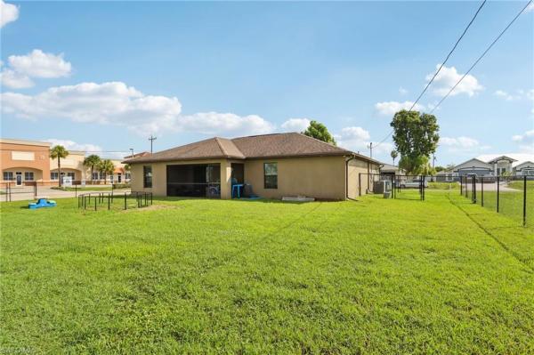 Cape Coral, 230 NE 9th Ave, Cape Coral, Florida 33909, image 2