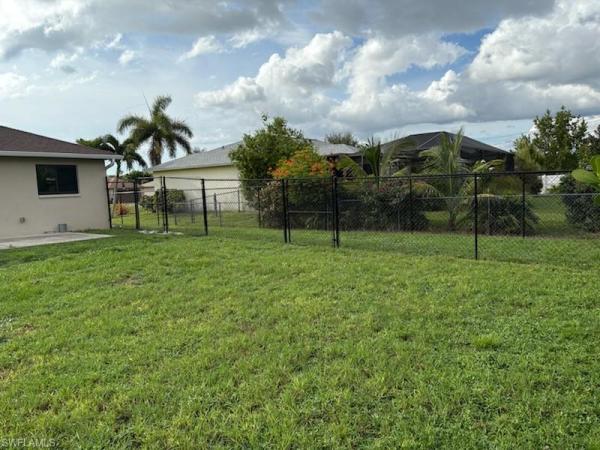 Cape Coral Residential, 903 SE 5th Pl, Cape Coral, Florida 33990, image 2