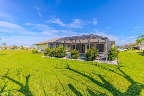 1426 Blue Lake Cir, Punta Gorda, Florida 33983, image 1