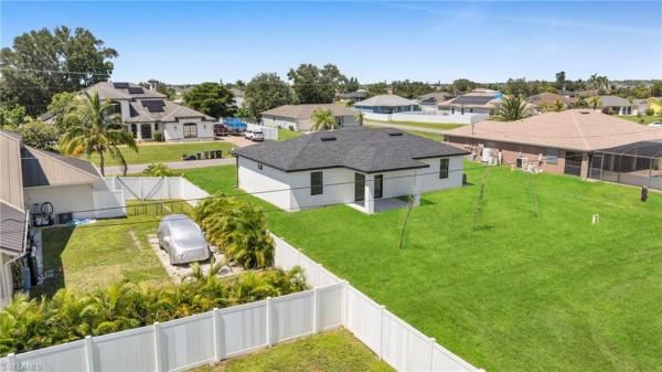 Cape Coral Residential, 2105 NE 9th Pl, Cape Coral, Florida 33909, image 1