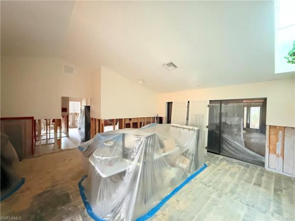 McGregor Woods, 12477 Afton Ct, Fort Myers, Florida 33908, image 2
