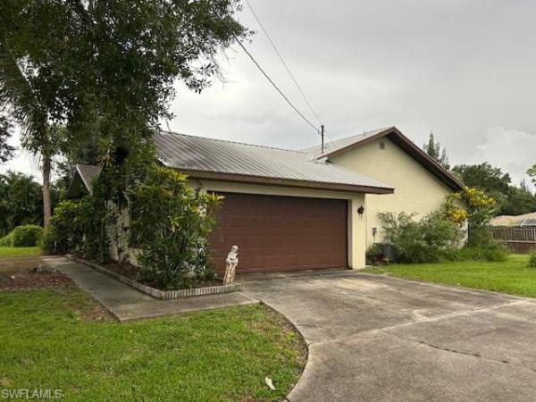 Autumn Acres, 6786 Autumn Ct, North Fort Myers, Florida 33903, image 1