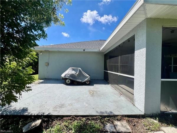 Country Club Estates, 1419 Graham Cir, Lehigh Acres, Florida 33936, image 2