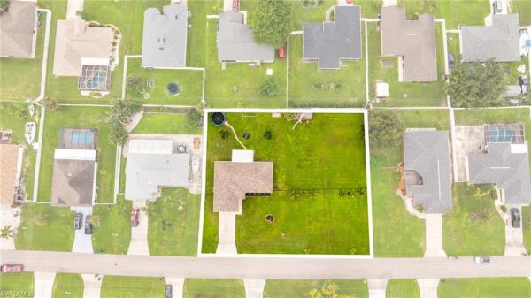 Cape Coral, 1108 SW 11th Ave, Cape Coral, Florida 33991, image 1