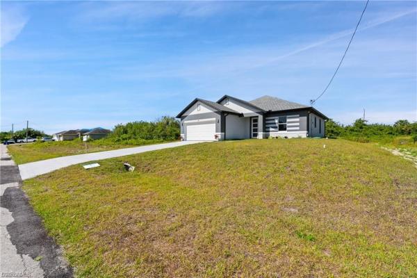 524 Kingsbury Ln, Lehigh Acres, Florida 33974, image 1