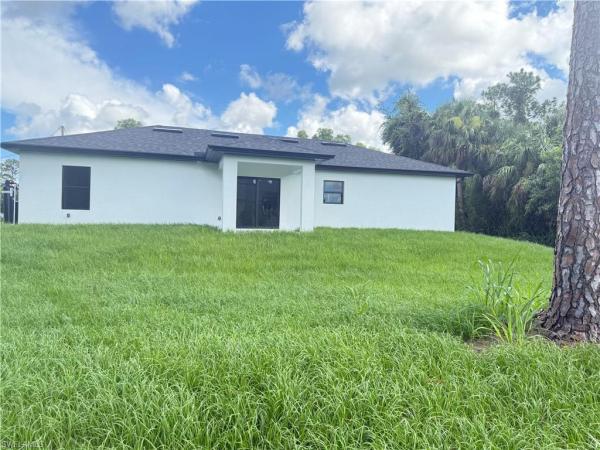 Lehigh Acres, 817 Coffield Ave, Lehigh Acres, Florida 33974, image 2