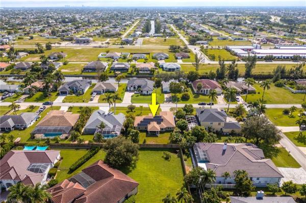 Cape Coral, 2216 SW 8th Ct, Cape Coral, Florida 33991, image 1