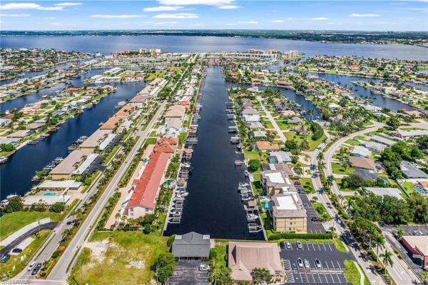 Parkway East, 1614 Beach Pkwy #102, Cape Coral, Florida 33904, image 3