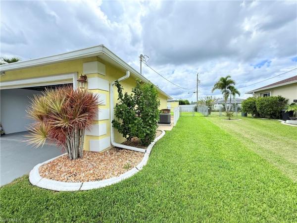 Cape Coral Residential, 40 NE 13th Pl, Cape Coral, Florida 33909, image 2