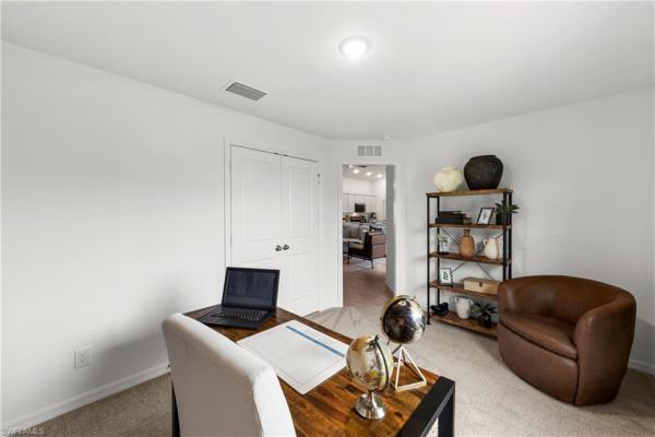 Cape Coral Residential, 405 NW Juanita Ct, Cape Coral, Florida 33993, image 2