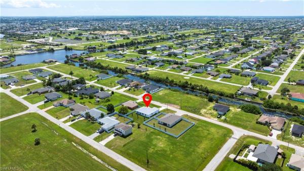 Cape Coral Residential, 1401 NW 13th St, Cape Coral, Florida 33993, image 2