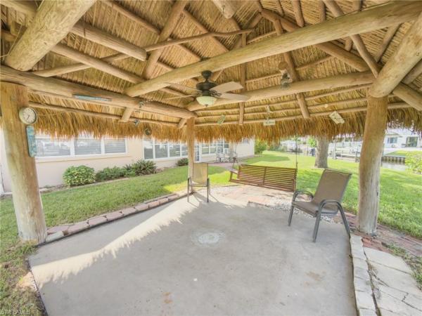 1037 Ione Dr, Fort Myers, Florida 33919, image 1