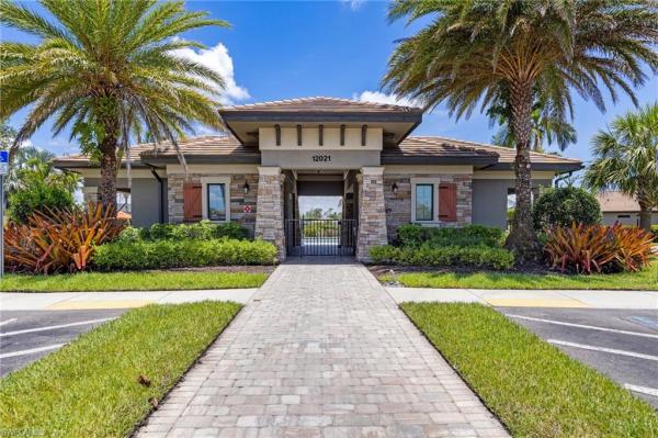Camden Square, 6624 Palmerston Dr, Fort Myers, Florida 33966, image 1