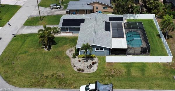Cape Coral, 2941 SE 10th Pl, Cape Coral, Florida 33904, image 2