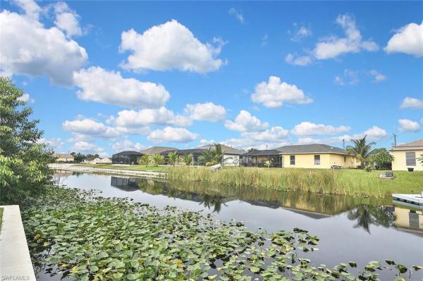 Cape Coral Residential, 310 SW 26th Ave, Cape Coral, Florida 33991, image 2