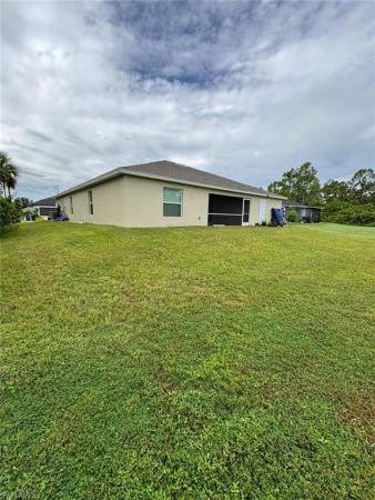 Lehigh Acres Residential, 2614 W 27th St, Lehigh Acres, Florida 33971, image 2