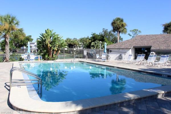 Newport Glen, 17456 Overhill Dr #C, Fort Myers, Florida 33908, image 3