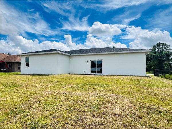 2718 Helen Pl, Lehigh Acres, Florida 33971, image 1