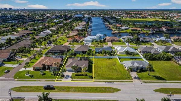 Cape Coral Residential, 2606 Beach Pkwy W, Cape Coral, Florida 33914, image 2