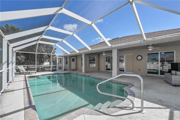 Cape Coral, 16 NW 12th Pl, Cape Coral, Florida 33993, image 1