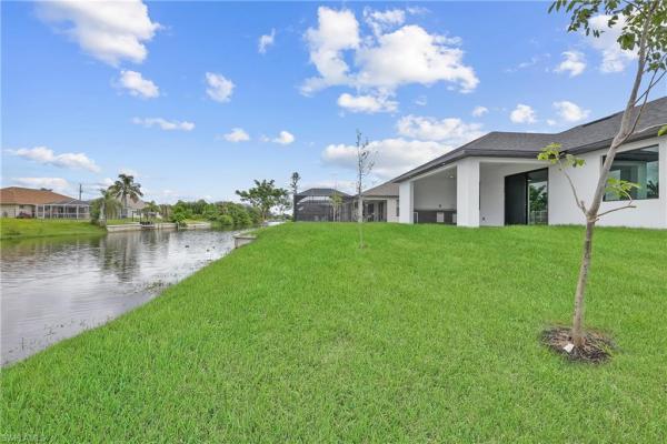 Cape Coral, 321 SE 2nd St, Cape Coral, Florida 33990, image 1