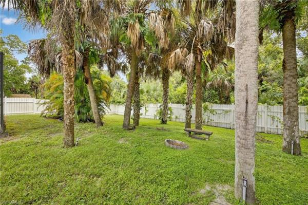Bayshore Estates, 16276 Willow Stream Ln, North Fort Myers, Florida 33917, image 2