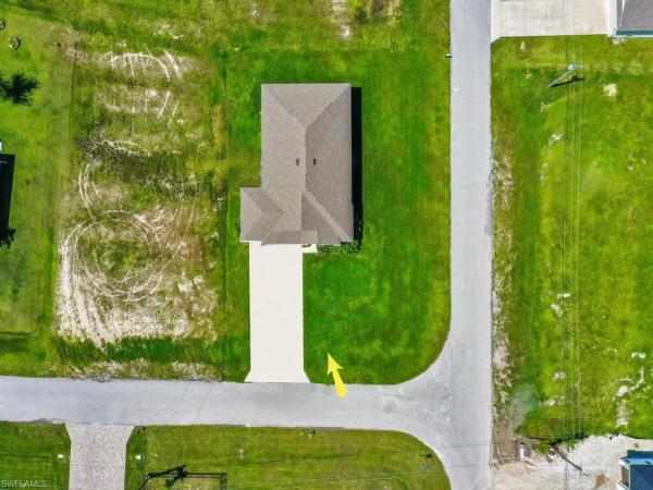 Cape Coral, 2032 NW 32nd Ct, Cape Coral, Florida 33993, image 3