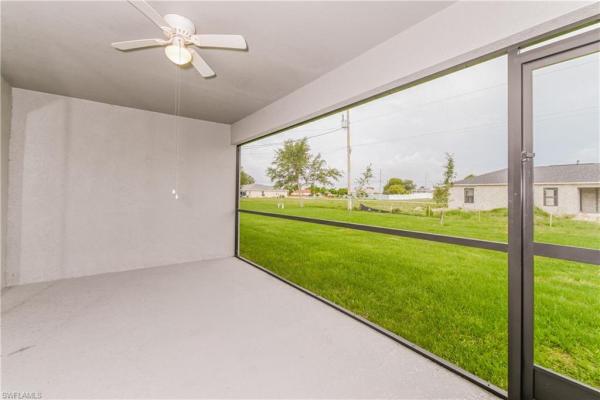 Cape Coral Residential, 914 NE 13th Pl, Cape Coral, Florida 33909, image 2
