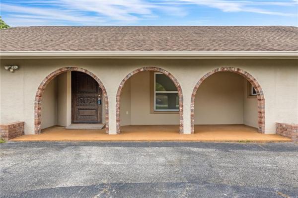 North Fort Myers No HOA, 17200 E Lake Dr, North Fort Myers, Florida 33917, image 2