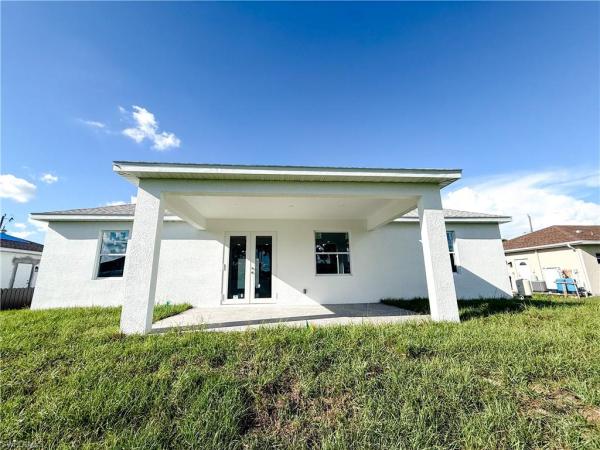 Lehigh Acres Residential, 3003 SW 20th St, Lehigh Acres, Florida 33976, image 1
