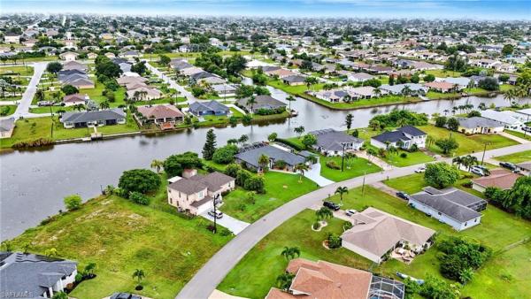 Cape Coral Residential, 1311 SE 5th Ct, Cape Coral, Florida 33990, image 2