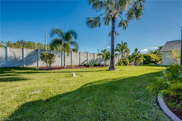 Sabal Springs Golf & Racquet Club, 3721 Ponytail Palm Ct, North Fort Myers, Florida 33917, image 2
