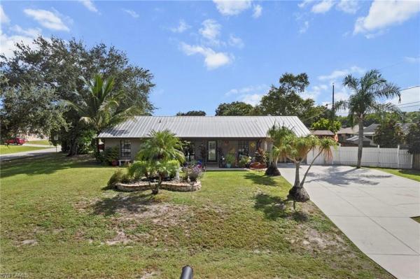 Golden Gate, 3168 Tropicana Blvd, Naples, Florida 34116, image 1