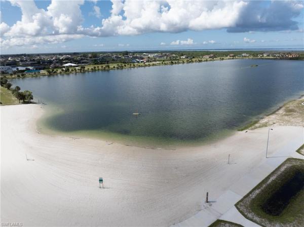 Cape Coral Residential, 3915 NW 41st St, Cape Coral, Florida 33993, image 3