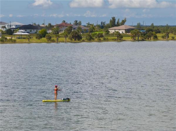 Cape Coral Residential, 3915 NW 41st St, Cape Coral, Florida 33993, image 2