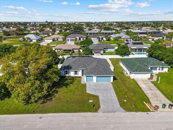 Cape Coral Residential, 3324 11th Ave, Cape Coral, Florida 33914, image 2