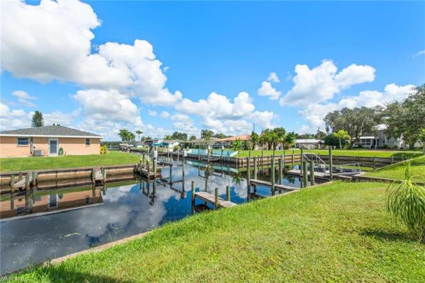 Waterway Shores, 15055 Buckeye Dr, Fort Myers, Florida 33905, image 1