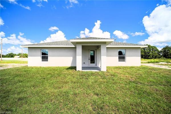 Lehigh Acres Residential, 509 S Hurd Ave, Lehigh Acres, Florida 33974, image 3