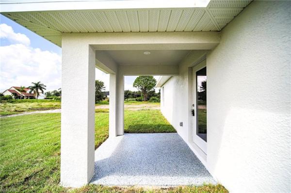 Lehigh Acres Residential, 509 S Hurd Ave, Lehigh Acres, Florida 33974, image 2