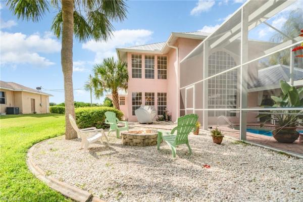 Florimond Manor, 6701 Idlewild St, Fort Myers, Florida 33966, image 2