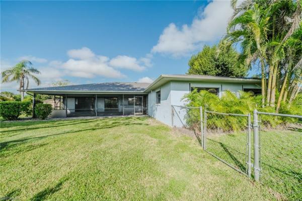 Cape Coral, 4015 SE 9th Ct, Cape Coral, Florida 33904, image 1