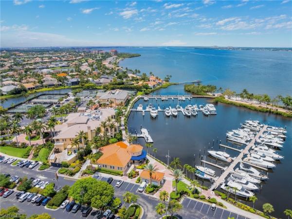 Coronado, 11239 Bienvenida Ct #102, Fort Myers, Florida 33908, image 2