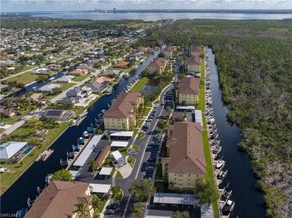 Island Cove Of Cape Coral, 1791 Four Mile Cove Pkwy #644, Cape Coral, Florida 33990, image 2