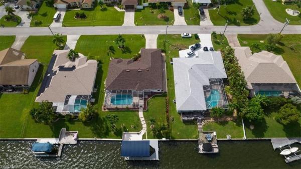 Cape Coral, 309 SE 28th Ter, Cape Coral, Florida 33904, image 1