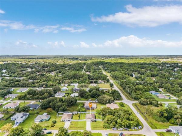 Fort Myers Residential, 6077 Latimer Ave, Fort Myers, Florida 33905, image 2